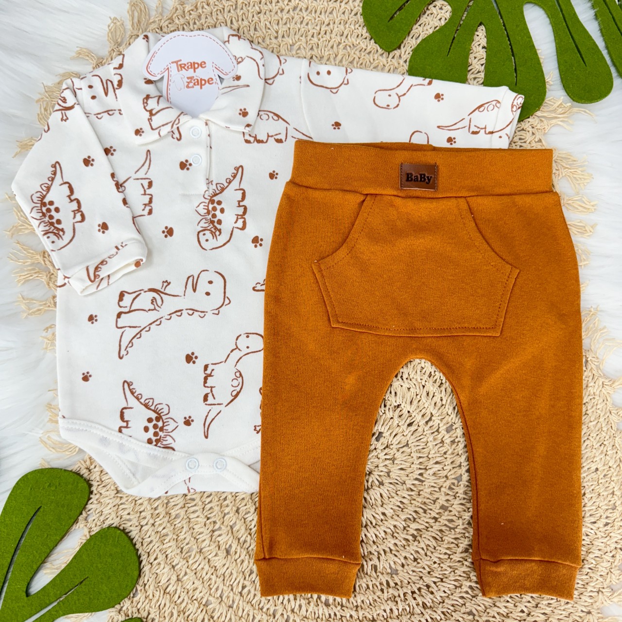  Conj. Body Dinos Manga Longa com Gola Polo e Calça Lisa - Off White e Ferrugem